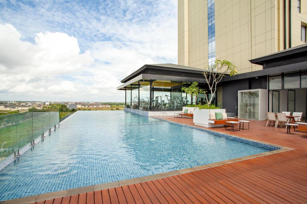 Wyndham Opi Hotel Palembang Dış mekan fotoğraf