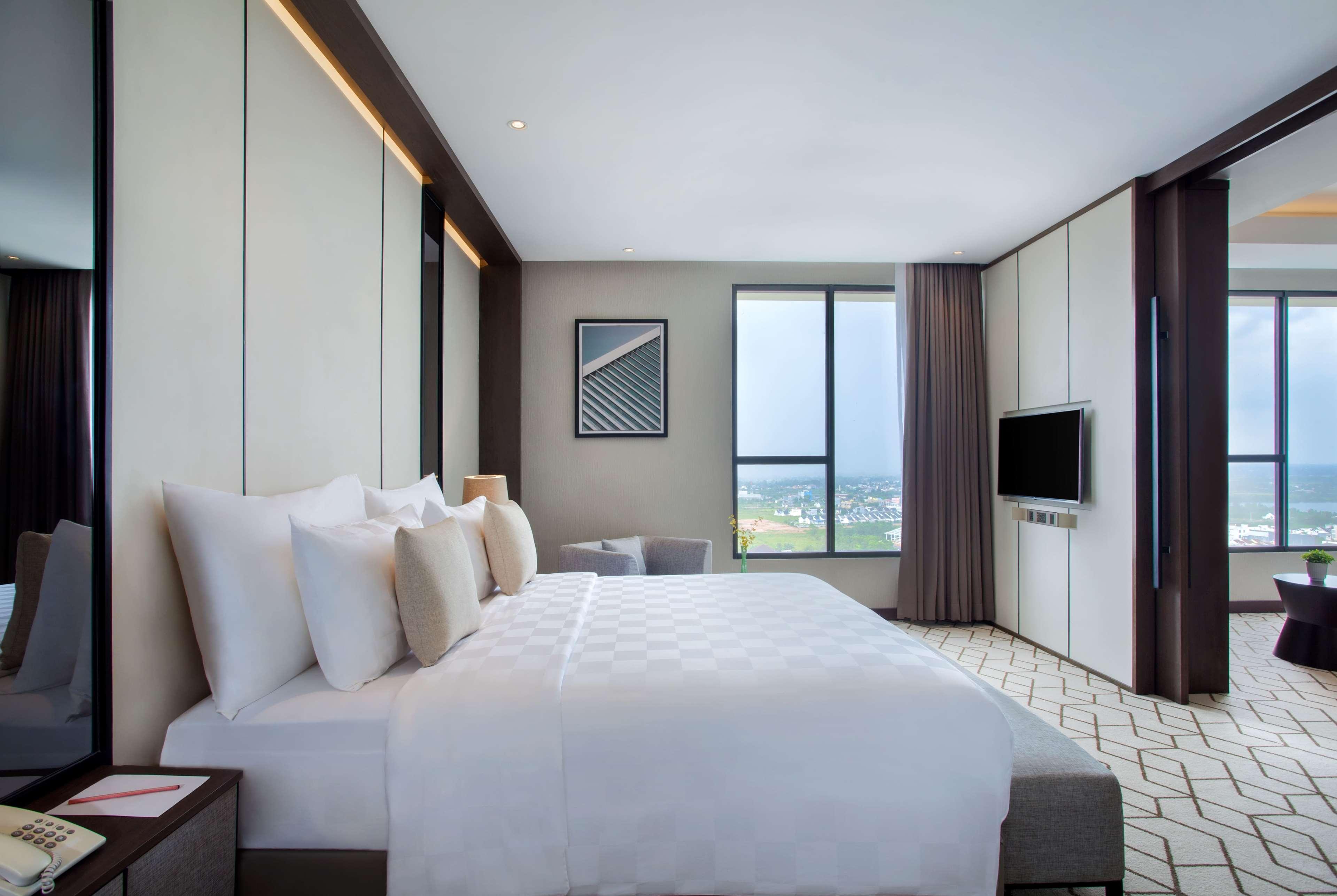 Wyndham Opi Hotel Palembang Dış mekan fotoğraf