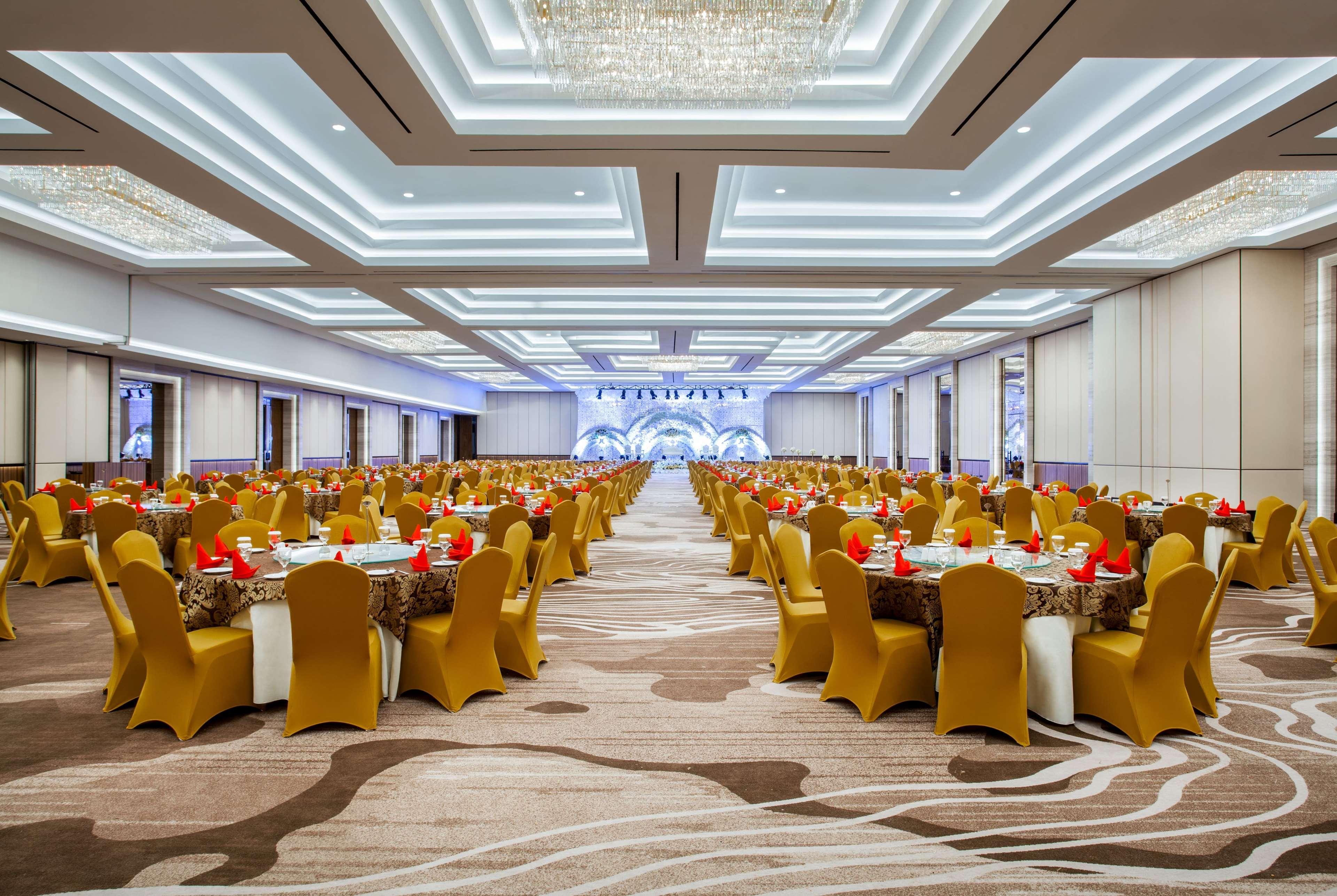 Wyndham Opi Hotel Palembang Dış mekan fotoğraf